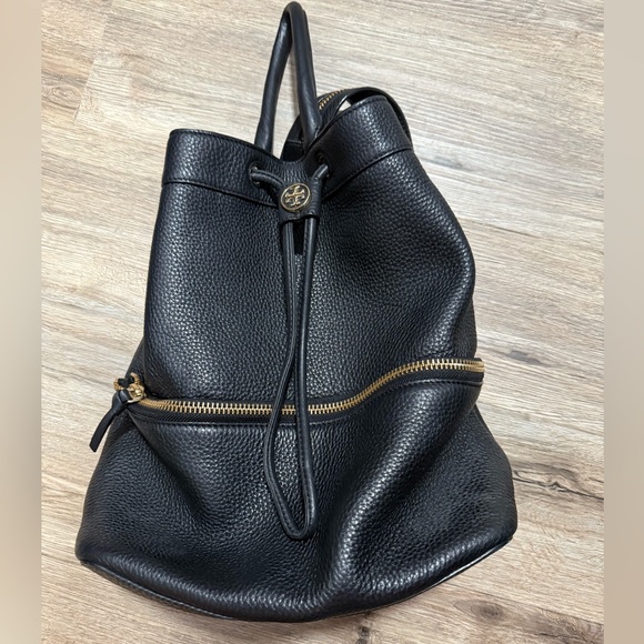 Tory Burch Handbags - Tory Burch Black Leather Drawstring Bag